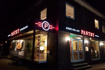Pantry Pizzeria und Kebabhaus